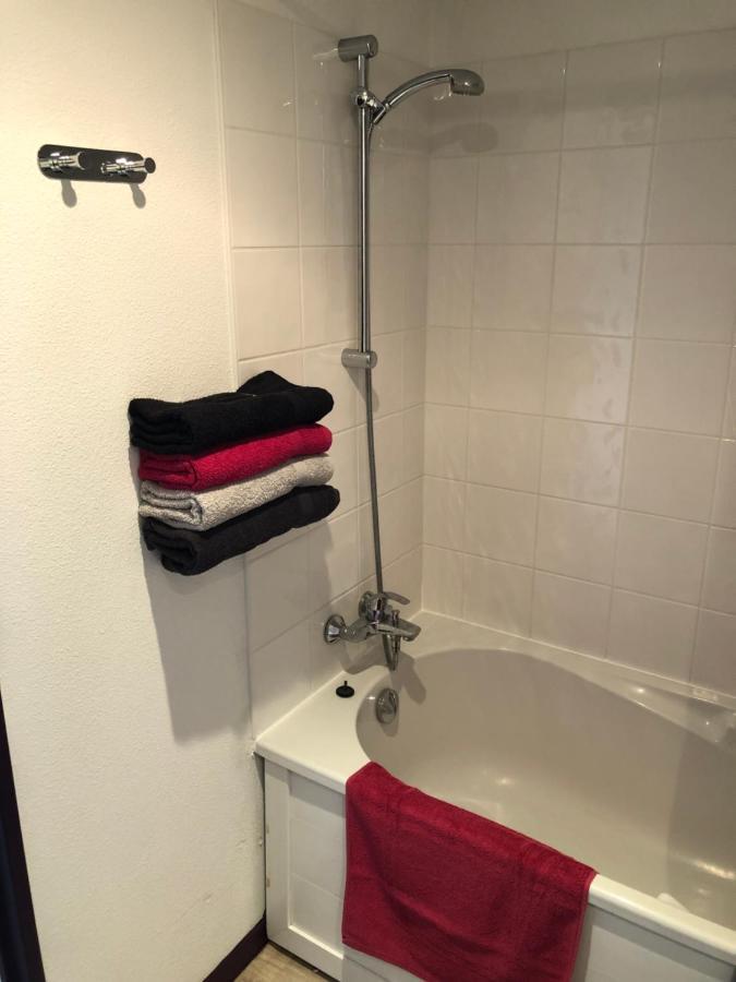 Appart Lourdes 100 M Gare - 4 Places Avec Balcon 10Mn Sanctuaire Bagian luar foto